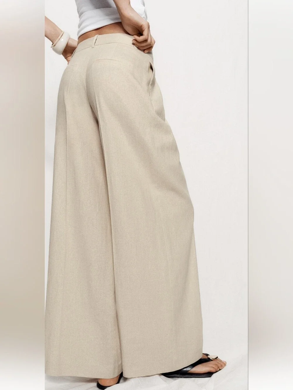 Size S linen trousers. Zara